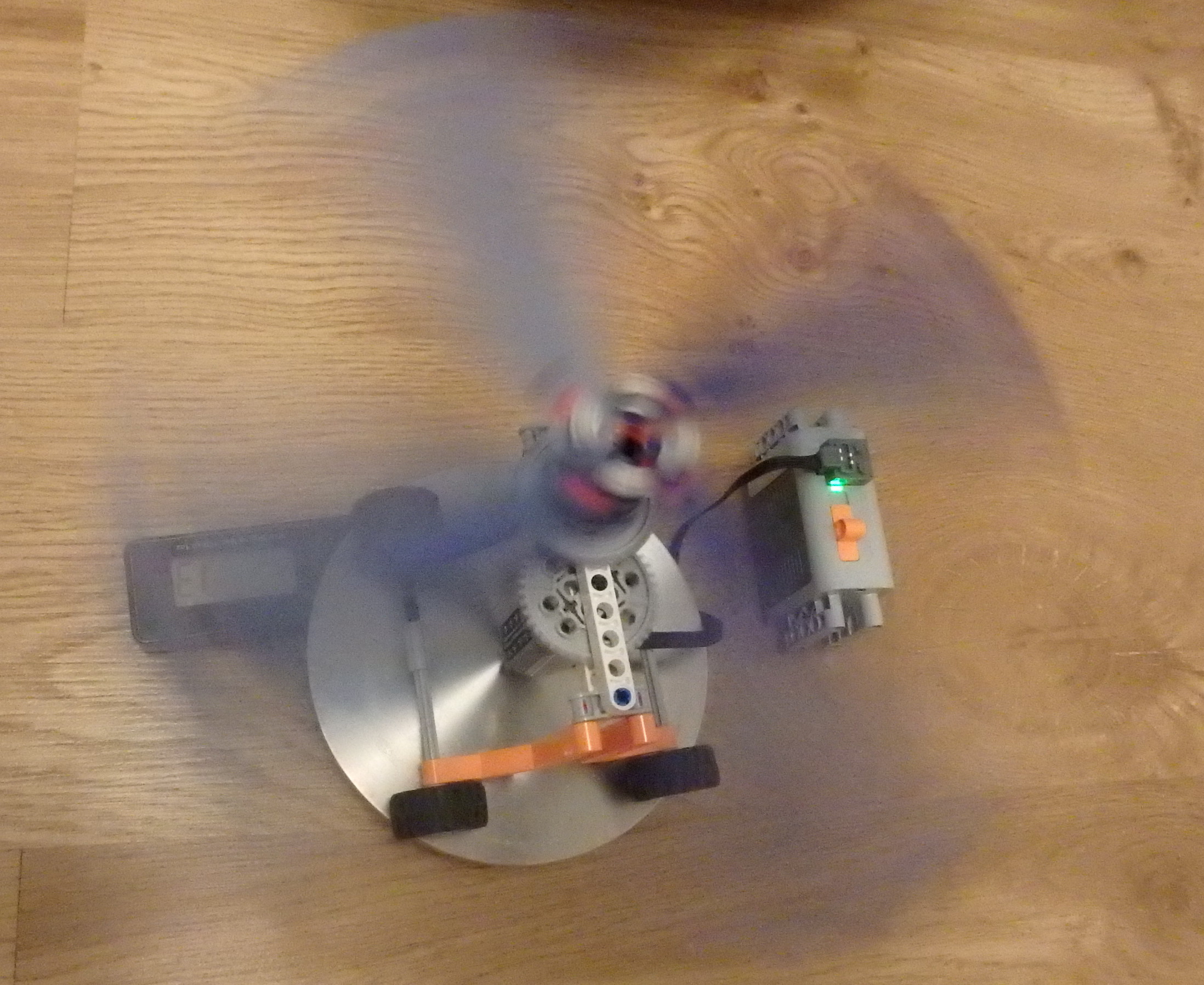Lego helikoptéra zaznamenáva zdvih na kychynskej váhe